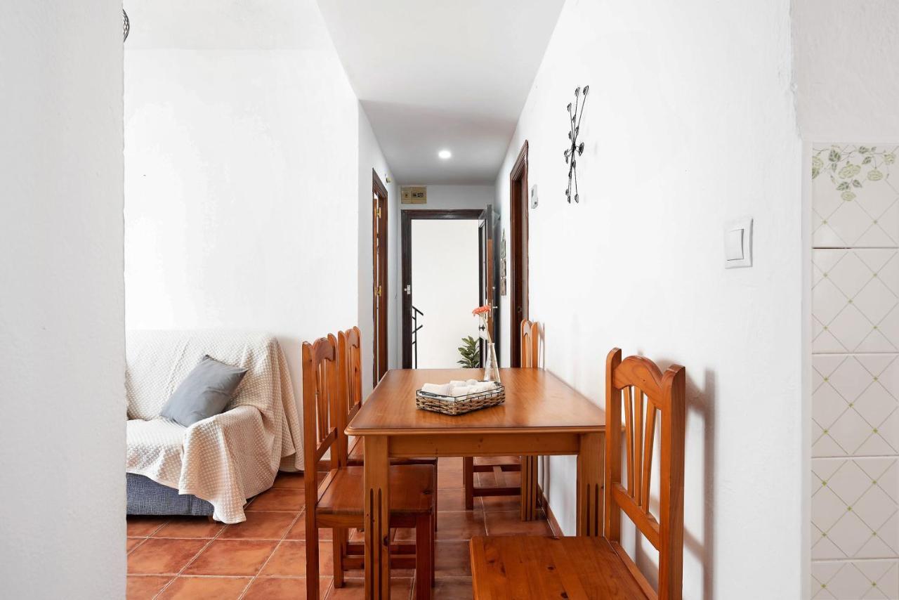 Apartment Casa Morales 1 *
